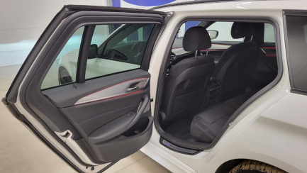 Zdjęcie przedmiotu: BMW 530i xDrive GPF M Sport sport-aut