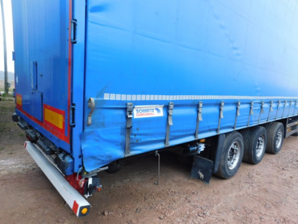 Zdjęcie przedmiotu: MEGA SCHMITZ CARGOBULL AG S01 SCS 24 / L-13.62 CEB curtain semi-trailer