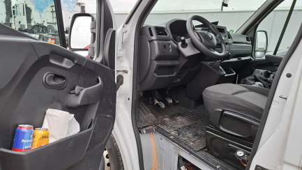 Zdjęcie przedmiotu: Renault Master FWD 2.3 dCi L3H1 Pack Clim S&S+E E6 3.5t