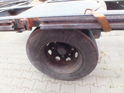 Zdjęcie przedmiotu: Box and curtain trailer with central axles WIELTON PC2