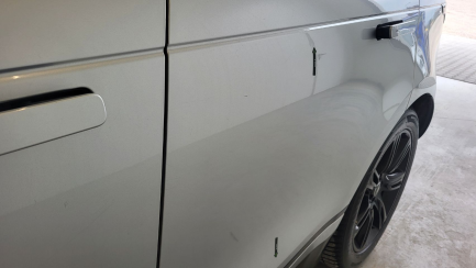Zdjęcie przedmiotu: Range Rover Velar 2.0 SD4 SE