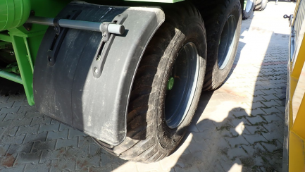 Zdjęcie przedmiotu: Technological trailer Agromet Pilmet Sp. z o.o. 25000 BIZON