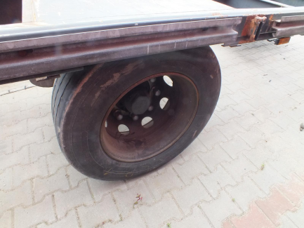 Zdjęcie przedmiotu: Box and curtain trailer with central axles WIELTON PC2