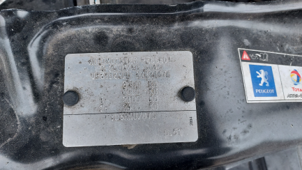 Zdjęcie przedmiotu: Peugeot BOXER E6 3.5t + zabudowa