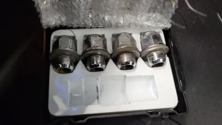 Zdjęcie przedmiotu: Toyota C-HR 1.8 Hybrid Selection