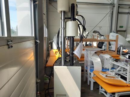 Zdjęcie przedmiotu: HUNG TA HT2101 stationary testing machine