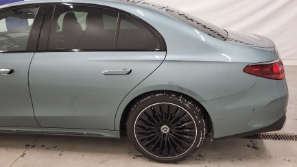 Zdjęcie przedmiotu: Mercedes-Benz E 220 d mHEV 4-Matic AMG 9G-Tronic