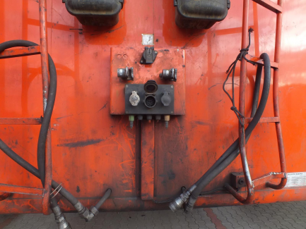 Zdjęcie przedmiotu: KRAKER CF-Z CF200 moving floor semi-trailer