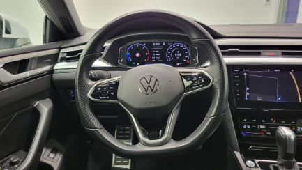 Zdjęcie przedmiotu: Volkswagen Arteon Shooting Brake 2.0 TDI 4Motion R-Line DSG