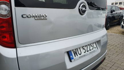 Zdjęcie przedmiotu: Opel Combo Tour 1.4 Enjoy Eu6
