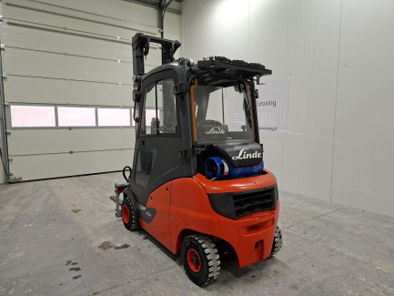 Zdjęcie przedmiotu: W&oacute;zek widłowy LINDE H20T-01