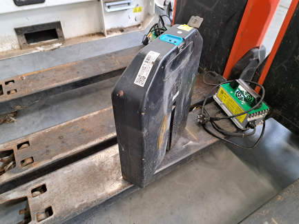 Zdjęcie przedmiotu: Wózek paletowy elektryczny BT Tyro LHE130