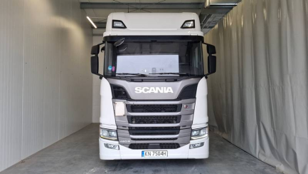 Zdjęcie przedmiotu: SCANIA R460 Super E6 18.0t 4x2 NA Highline