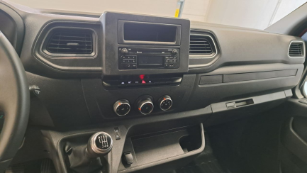 Zdjęcie przedmiotu: Renault Master FWD 2.3 dCi E6 3.5t L3H1 Pack Clim S&S+E