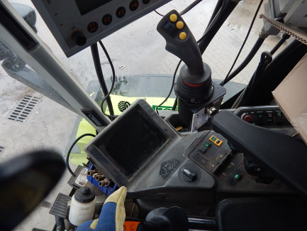 Zdjęcie przedmiotu: Ciągnik rolniczy CLAAS XERION 3800 TRAC VC