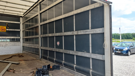 Zdjęcie przedmiotu: Mitsubishi Canter Fuso 7C18 E6 7.5t