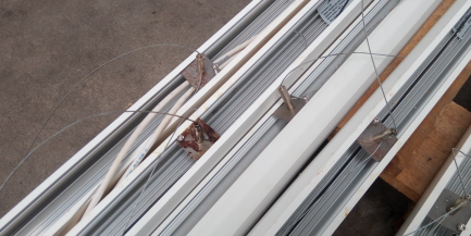 Zdjęcie przedmiotu: LED shop lighting set: POLARIS Led line, model Zander 240-180-54W-D - 16 pcs, rope suspensions - 30 pcs, connector - 1 pcs.