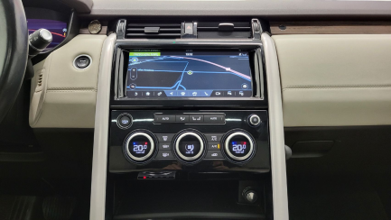 Zdjęcie przedmiotu: LAND ROVER Discovery V 2.0 SD4 HSE