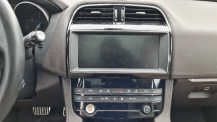 Zdjęcie przedmiotu: Jaguar F-pace 2.0 i4D AWD Prestige aut