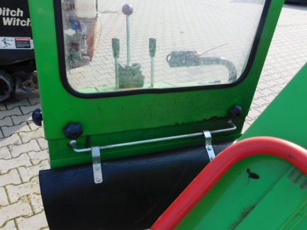 Zdjęcie przedmiotu: Self-propelled grubber for stumps Laski s.r.o F 500H / 38