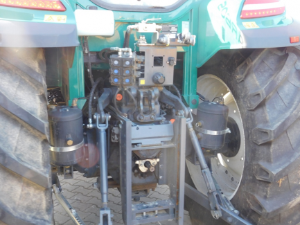 Zdjęcie przedmiotu: Agricultural tractor ARBOSGRUPA S.p.A. P5 T5 / P5 130