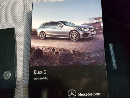 Zdjęcie przedmiotu: Mercedes-benz C200