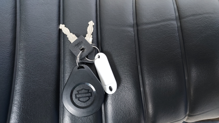 Zdjęcie przedmiotu: HARLEY-DAVIDSON Sportster Iron 883