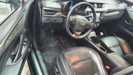 Zdjęcie przedmiotu: Toyota Avensis Combi