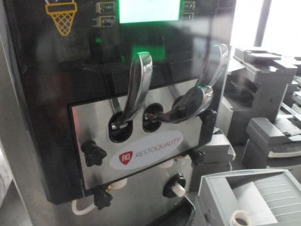 Zdjęcie przedmiotu: Ice cream making machine RESTO QUALITY BX418 CRE / C-D1 BX418 CRE / C-D1