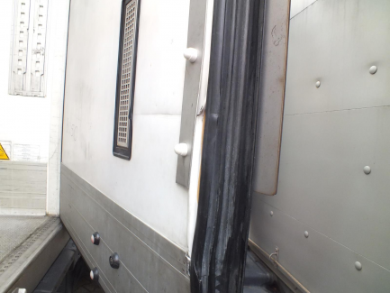 Zdjęcie przedmiotu: SCHMITZ CARGOBULL SCB*S3B Refrigerator