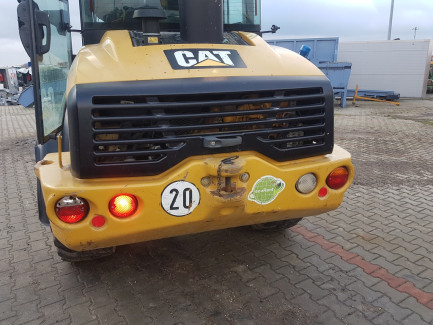 Zdjęcie przedmiotu: Ładowarka kołowa CATERPILLAR 908H2