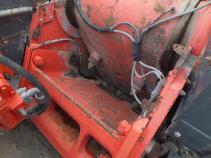 Zdjęcie przedmiotu: SANDVIK QJ341 self-propelled jaw crusher