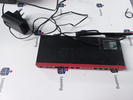 Zdjęcie przedmiotu: IT Equipment Kit (15.6" All-In-One Pos Dual Screen Computer, Cash Drawer, MikroTik, UPS)