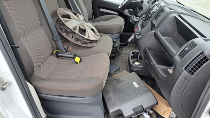 Zdjęcie przedmiotu: Peugeot BOXER 435 2.2 BlueHDi E6.2 3.5t L3H3 Pro