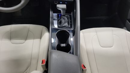 Zdjęcie przedmiotu: Hyundai Elantra 1.6 Smart CVT