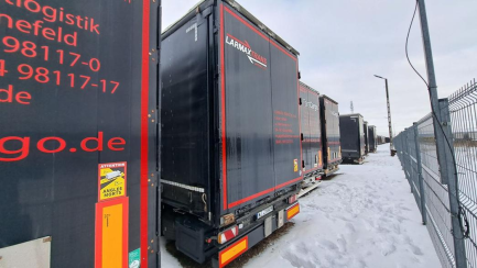 Zdjęcie przedmiotu: KOGEL SN 24 Cargo 35.0t Dropside