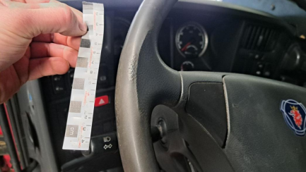 Zdjęcie przedmiotu: SCANIA R450 E6 20.1t LA 4x2 NA Highline