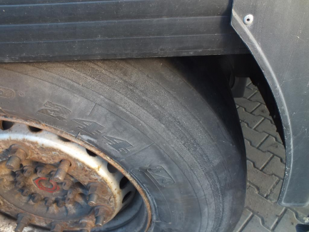 Zdjęcie przedmiotu: KRONE SD Curtain trailer