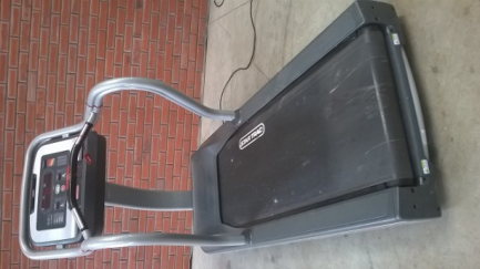 Zdjęcie przedmiotu: STAR TRAC treadmill