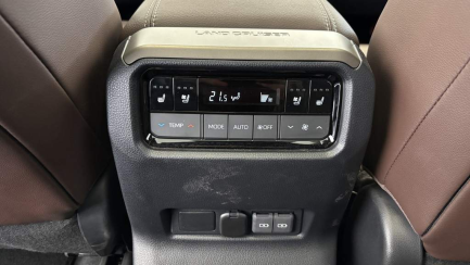 Zdjęcie przedmiotu: Toyota Land Cruiser 2.8 D-4D Executive Aut.