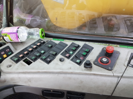 Zdjęcie przedmiotu: Harvester John Deere 770D