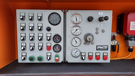 Zdjęcie przedmiotu: Samoch&oacute;d specjalny do czyszczenia kanalizacji Mercedes-Benz 2544 L Actros E5 25.0t