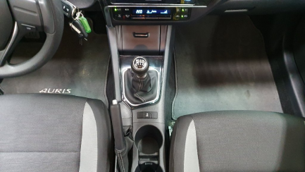 Zdjęcie przedmiotu: Toyota Auris 1.33 VVT-i Active