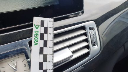 Zdjęcie przedmiotu: Mercedes-benz CLS550 sedan