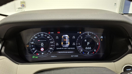 Zdjęcie przedmiotu: Range Rover Velar 3.0 SD6 R-Dynamic S Oświadczenie o utracie DR