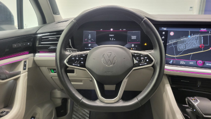 Zdjęcie przedmiotu: Volkswagen Touareg 3.0 V6 TDI SCR 4Mot. Elegance