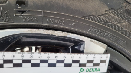 Zdjęcie przedmiotu: Toyota C-HR 1.8 Hybrid Selection