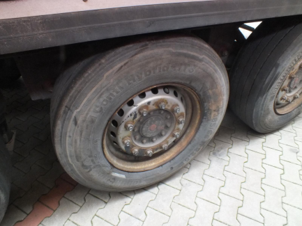 Zdjęcie przedmiotu: KRONE SD curtain semi-trailer