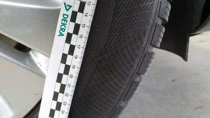 Zdjęcie przedmiotu: Mercedes-benz C 200 sedan