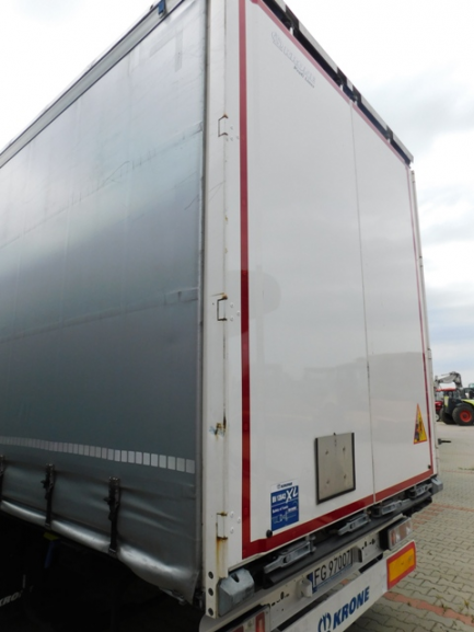 Zdjęcie przedmiotu: KRONE SD Curtain semitrailer